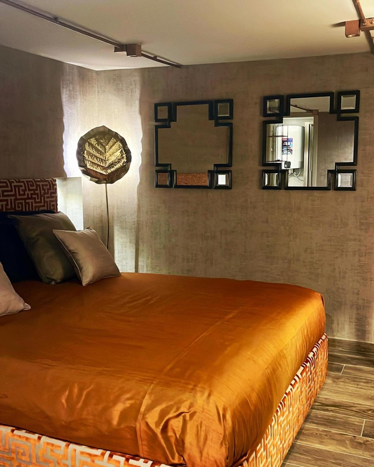 Portrait Luxury Loft Apartment Bari Luaran gambar