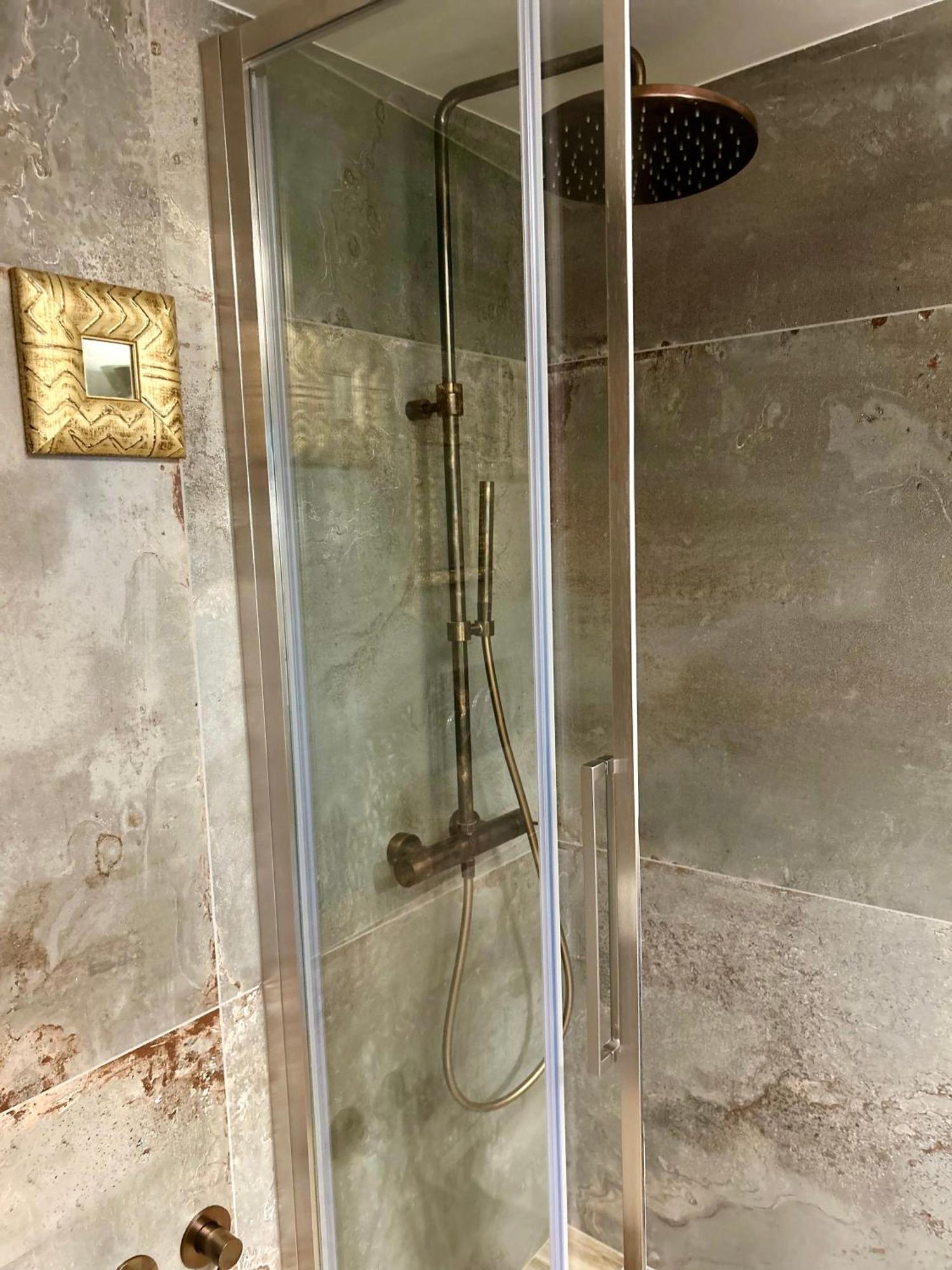 Portrait Luxury Loft Apartment Bari Luaran gambar